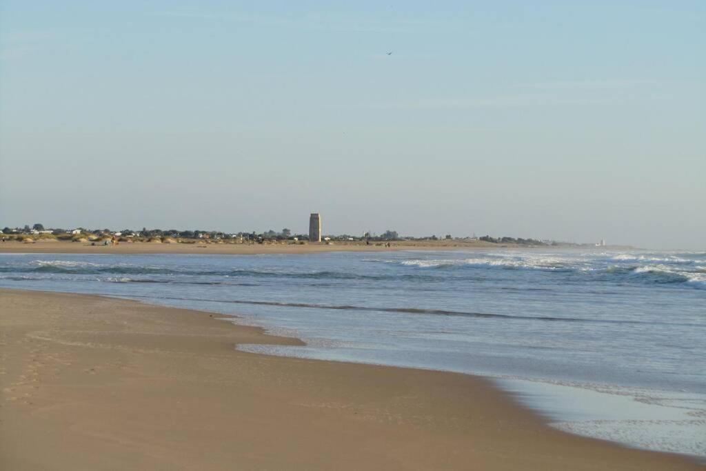 Вилла Conil Centro Playa Кониль-де-ла-Фронтера Экстерьер фото